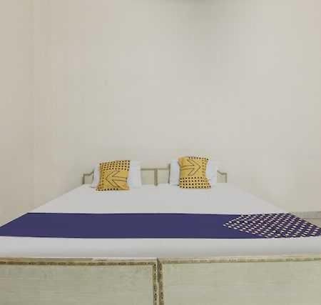 Oyo Hotel Radhe Krishna Marriage Hall Lucknow Eksteriør billede