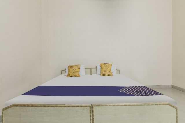 Oyo Hotel Radhe Krishna Marriage Hall Lucknow Eksteriør billede